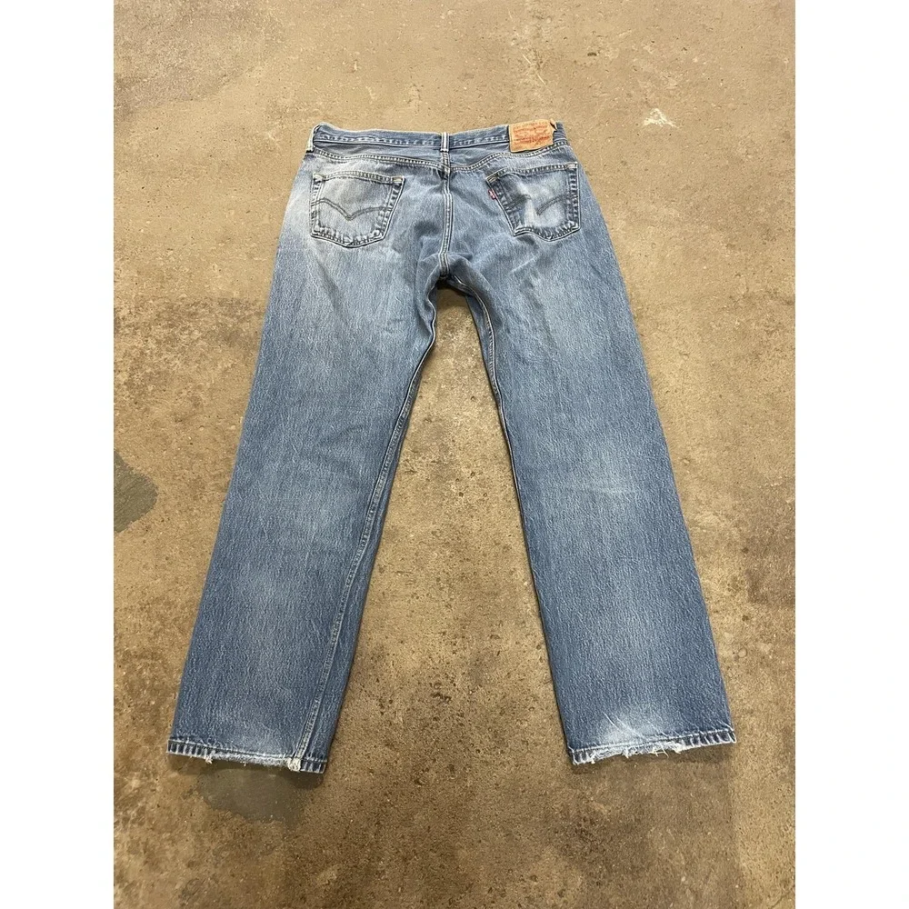 Levis 501 Jeans Mens 36x29 Light‎ Wash Blue Straight Leg Button Fly Distressed